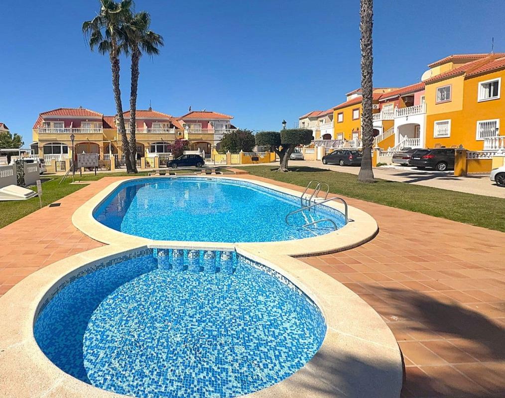 Properties for sale and rent in Spain photo 2