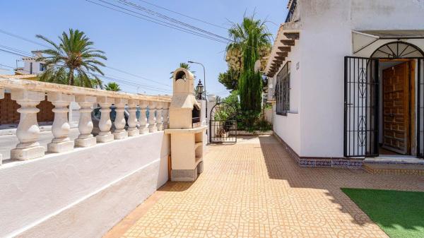 Casa o chalet independiente en Calle Áncora, Aguas Nuevas, Torrevieja photo 4