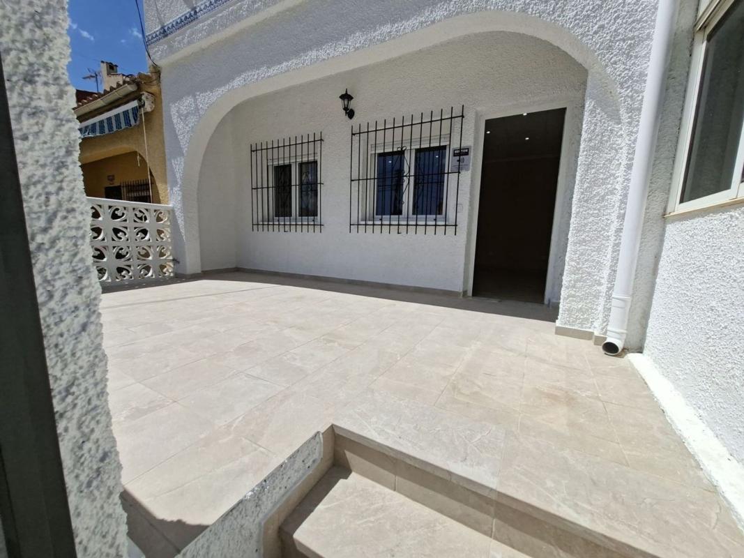 Properties for sale and rent in Spain photo 2