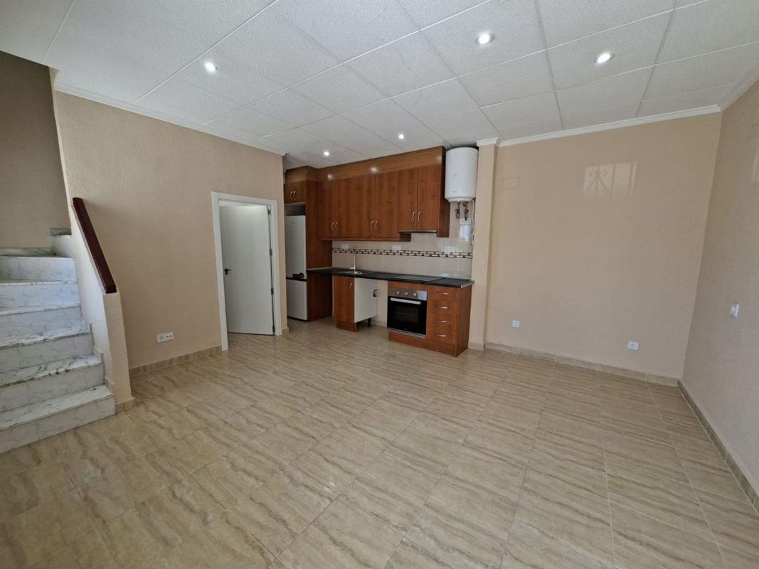 Properties for sale and rent in Spain photo 4