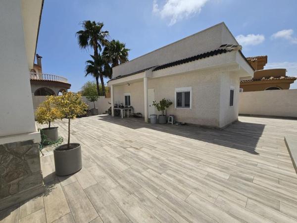 Casa o chalet independiente en Calle Estocolmo, 1, Lo Pepín, Rojales photo 2