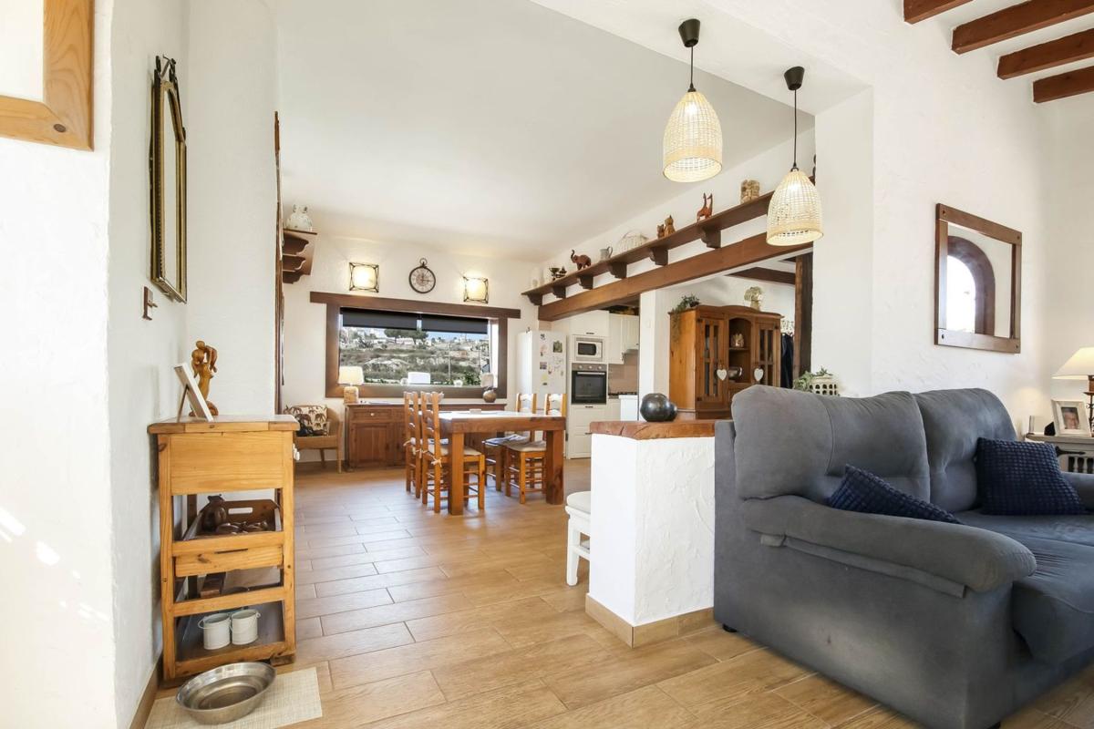 Properties for sale and rent in Spain photo 3