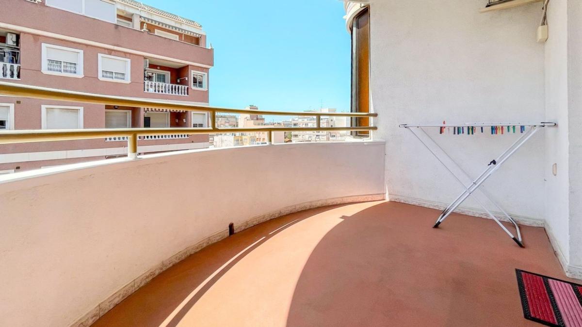Venta de piso en Piso en Parque de las Naciones, Torrevieja, Torrevieja
 photo 5