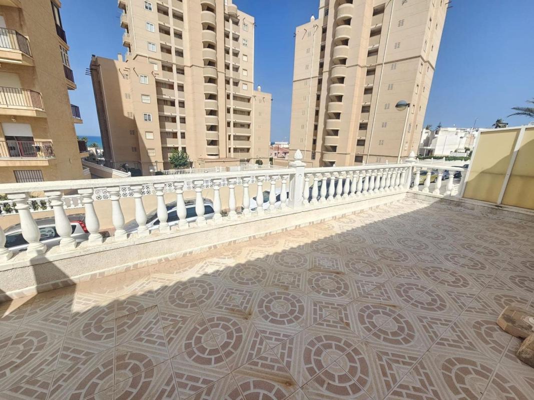 Propiedades en venta y alquiler en España photo 2
