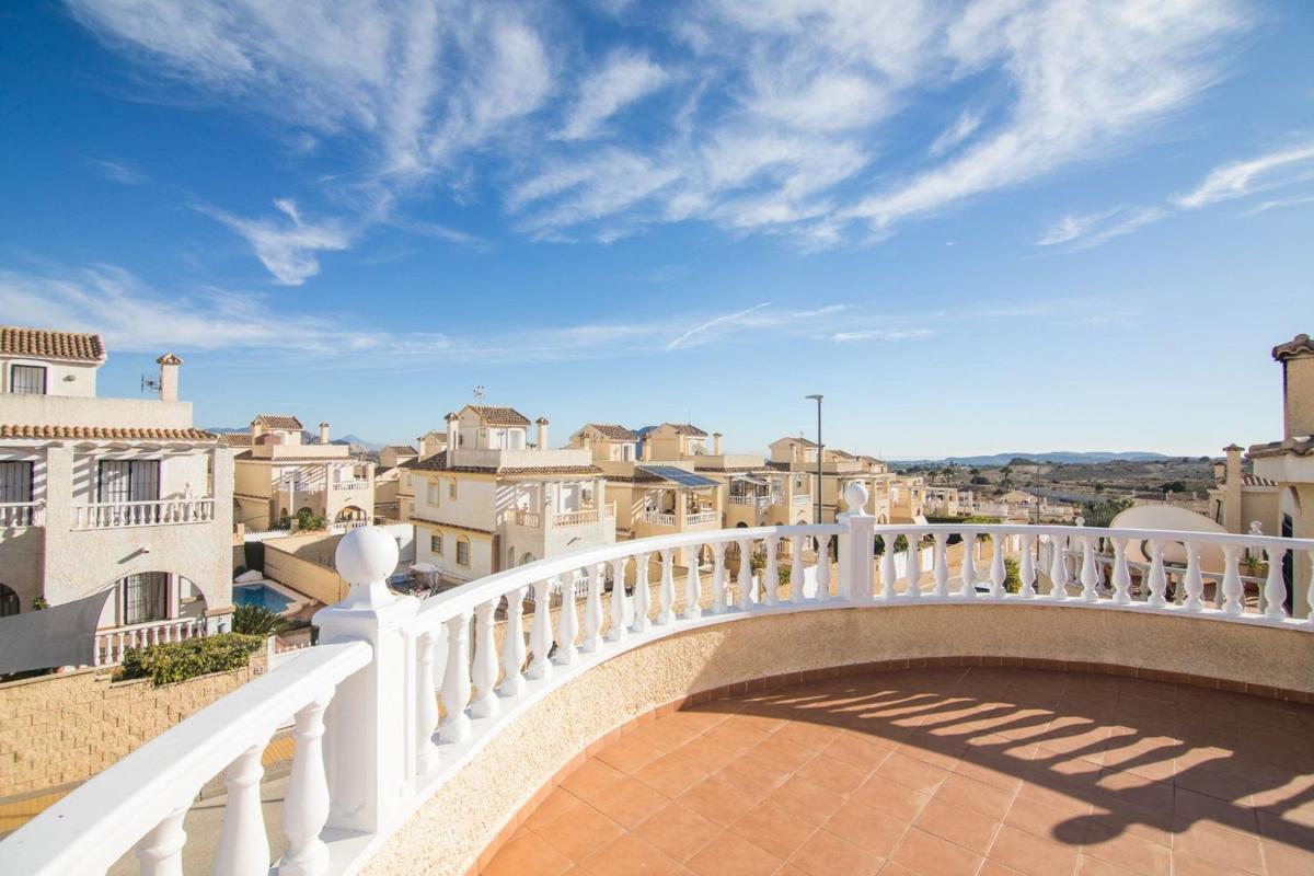 Properties for sale and rent in Spain photo 2