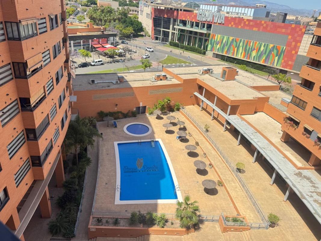 Sprzedaż mieszkania w Piso en Garbinet - Parque de las Avenidas, Alicante / Alacant, Alicante / Alacant
photo 1