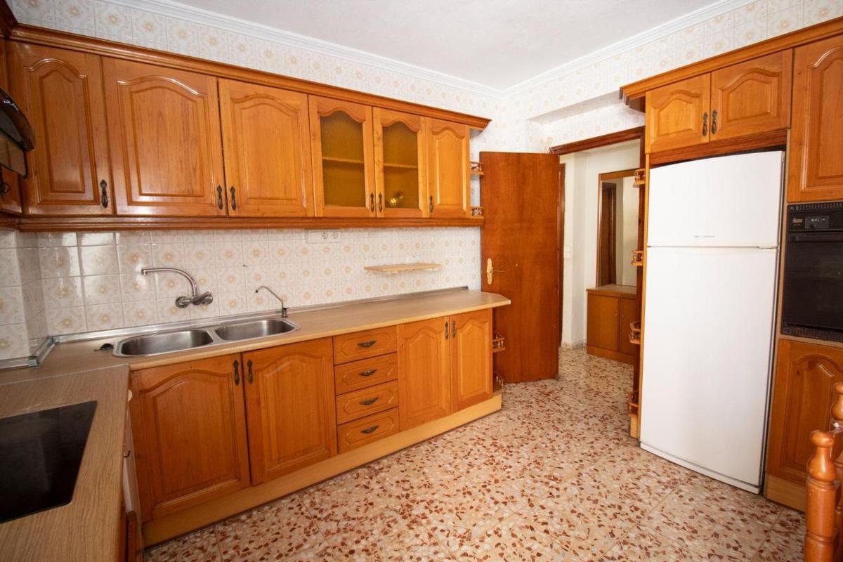 Sale of apartment in Piso en Calle Vicente Blasco Ibáñez, Las Piscinas Naturales, Torrevieja, Torrevieja
 photo 4