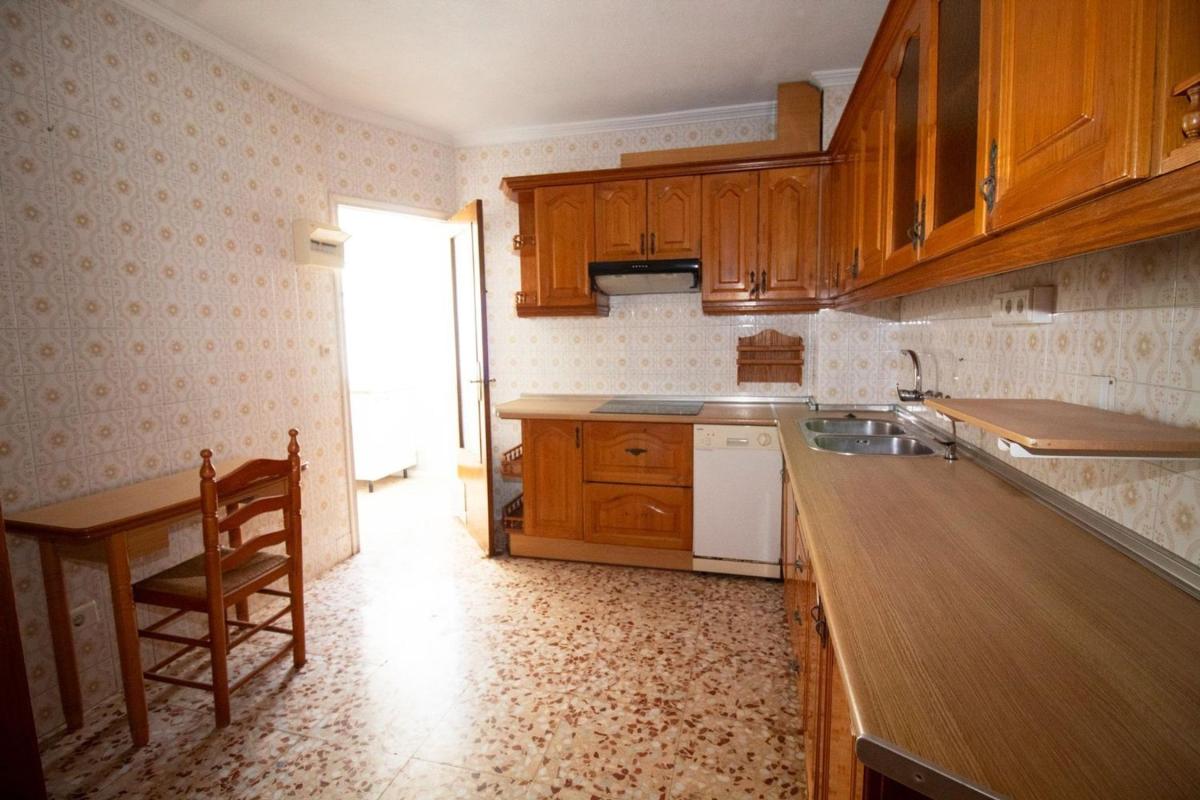 Sale of apartment in Piso en Calle Vicente Blasco Ibáñez, Las Piscinas Naturales, Torrevieja, Torrevieja
 photo 5