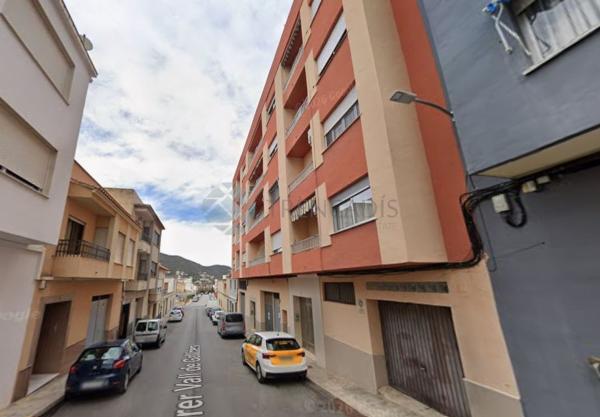 Sprzedaż mieszkania w Piso en Calle Vall de Gallinera, Pego, Pego
photo 1