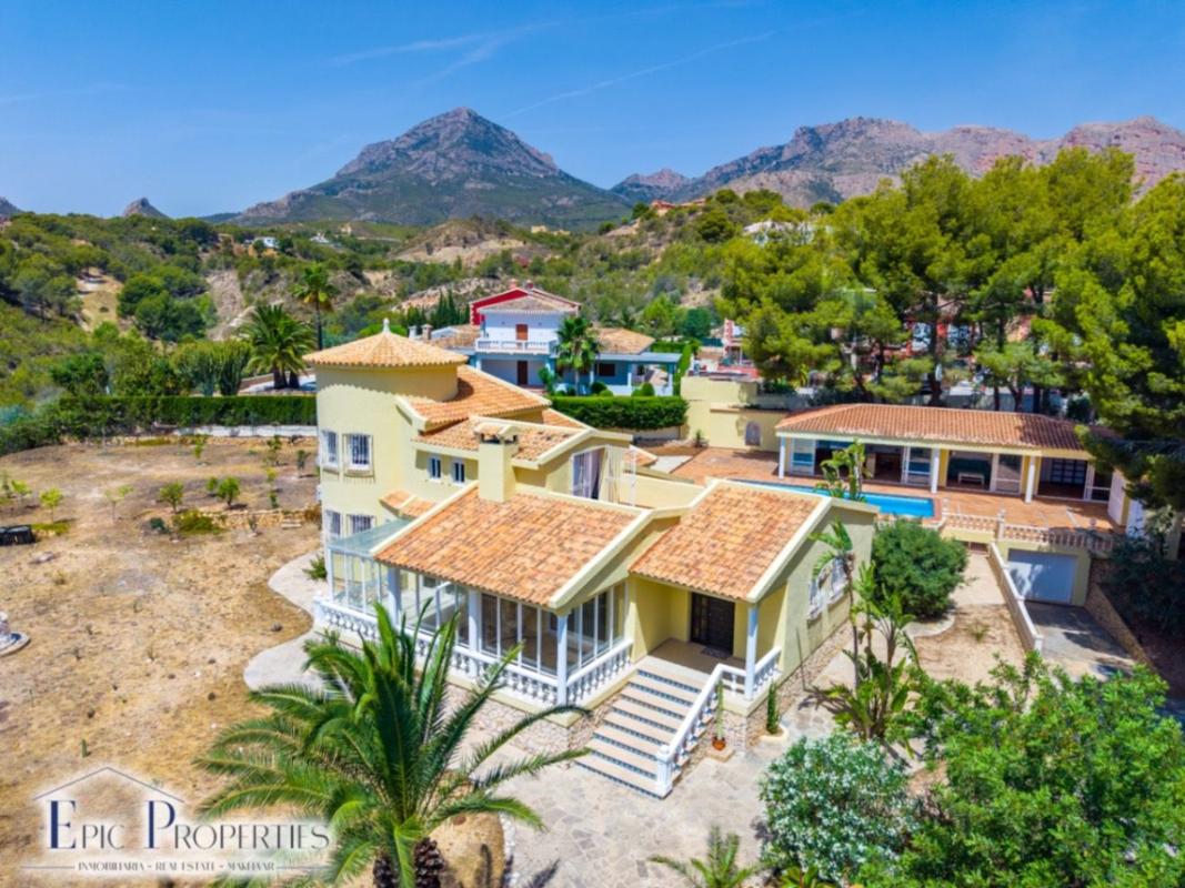 Продажа отдельного шале в  Casa o chalet en Calle Carrascar de Parcent, Montebello - Nou Espai, La Nucia, Ла Нусия photo 3