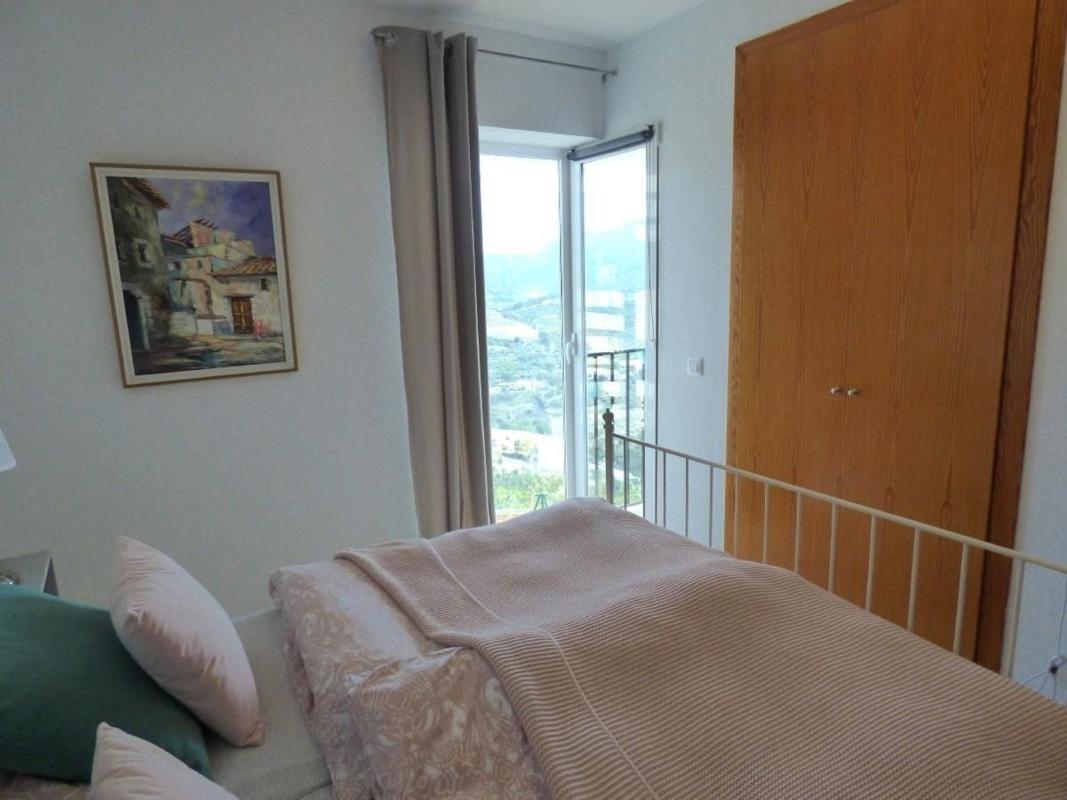 Propiedades en venta y alquiler en España photo 5