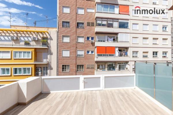 Venta de piso en Piso en Calle General Primo de Rivera, Casco Histórico-Santa Cruz, Alicante / Alacant, Alicante / Alacant
thumbnail 3