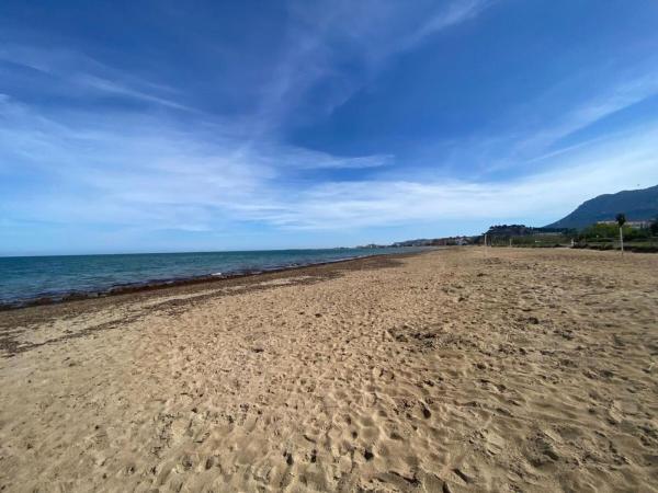 Sprzedaż mieszkania w Piso en Les Bassetes-El Marjal, Denia, Dénia
 photo 1
