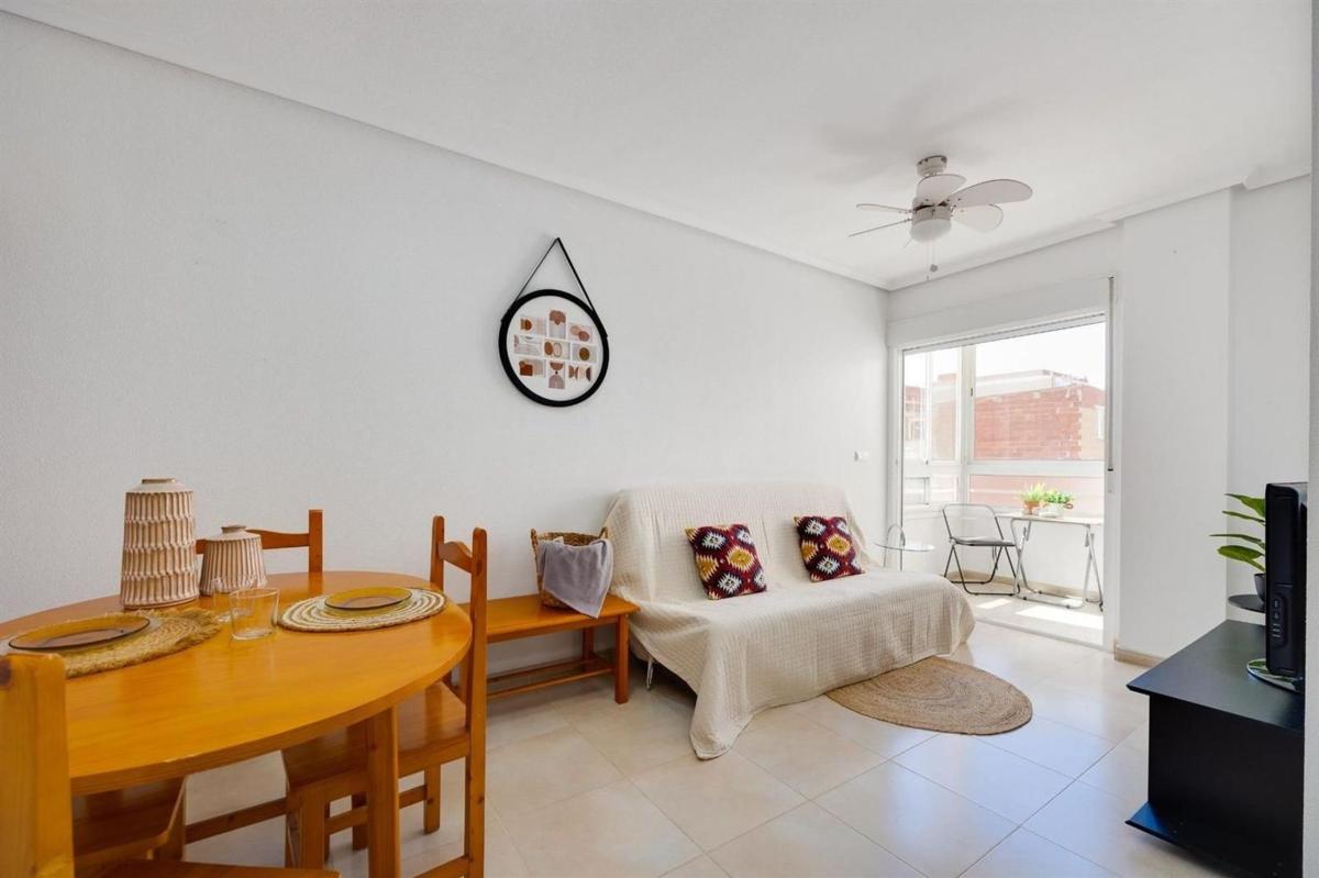 Penthouse sale in Ático en Calle Joaquín Chapaprieta, Centro - Muelle Pesquero, Torrevieja, Torrevieja photo 1