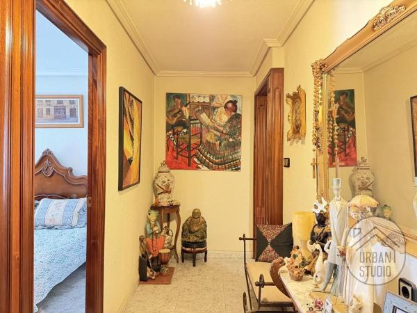 Venta de piso en Piso en Calle Miguel Servet, Las Trescientas - San Francisco, Elda, Elda
 photo 1