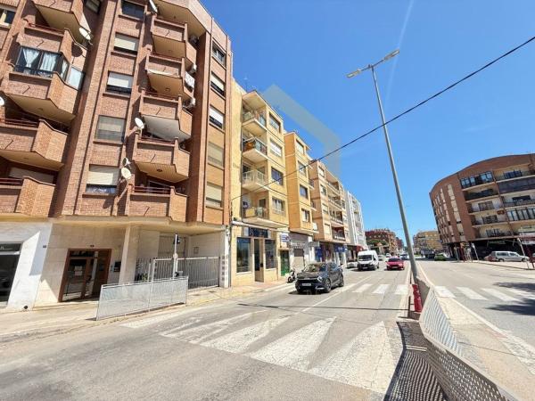 Sprzedaż mieszkania w Piso en Avenida de València, Centro Urbano, Denia, Dénia
 photo 1