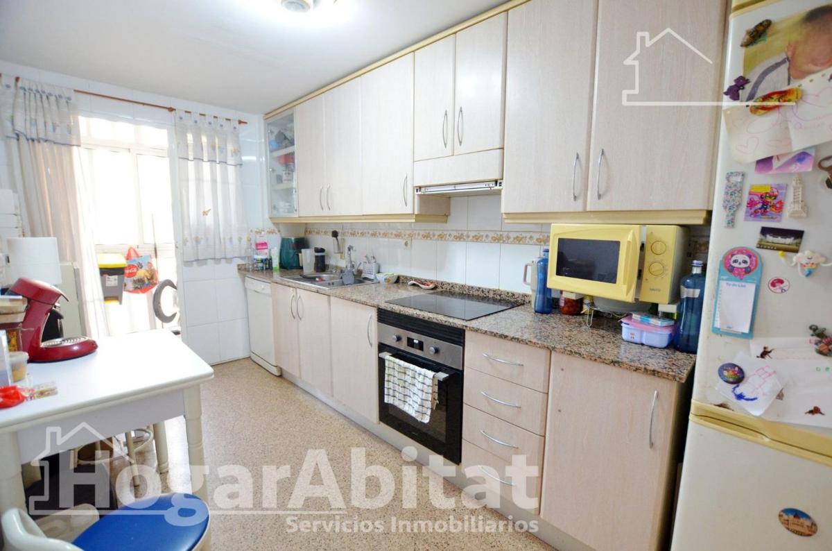 Venta de piso en Piso en Calle Córdoba, San Blas, Alicante / Alacant, Alicante / Alacant
photo 5