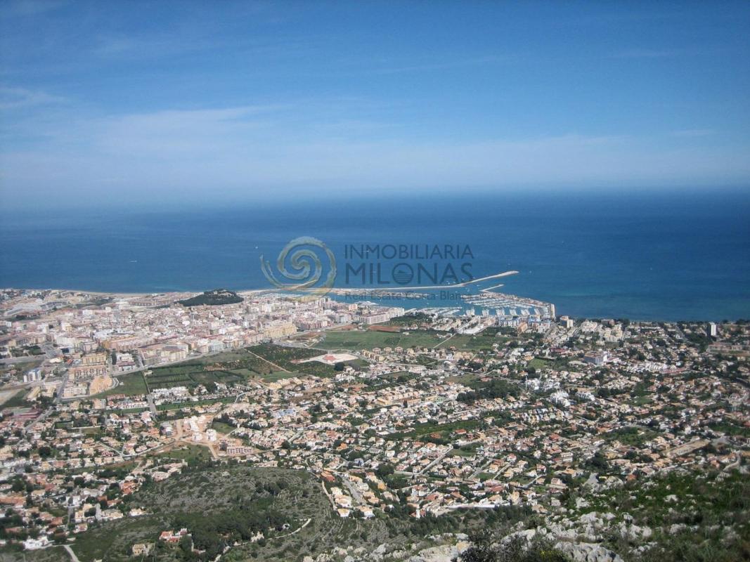 Sale of apartment in Piso en Centro Urbano, Denia, Denia
photo 1
