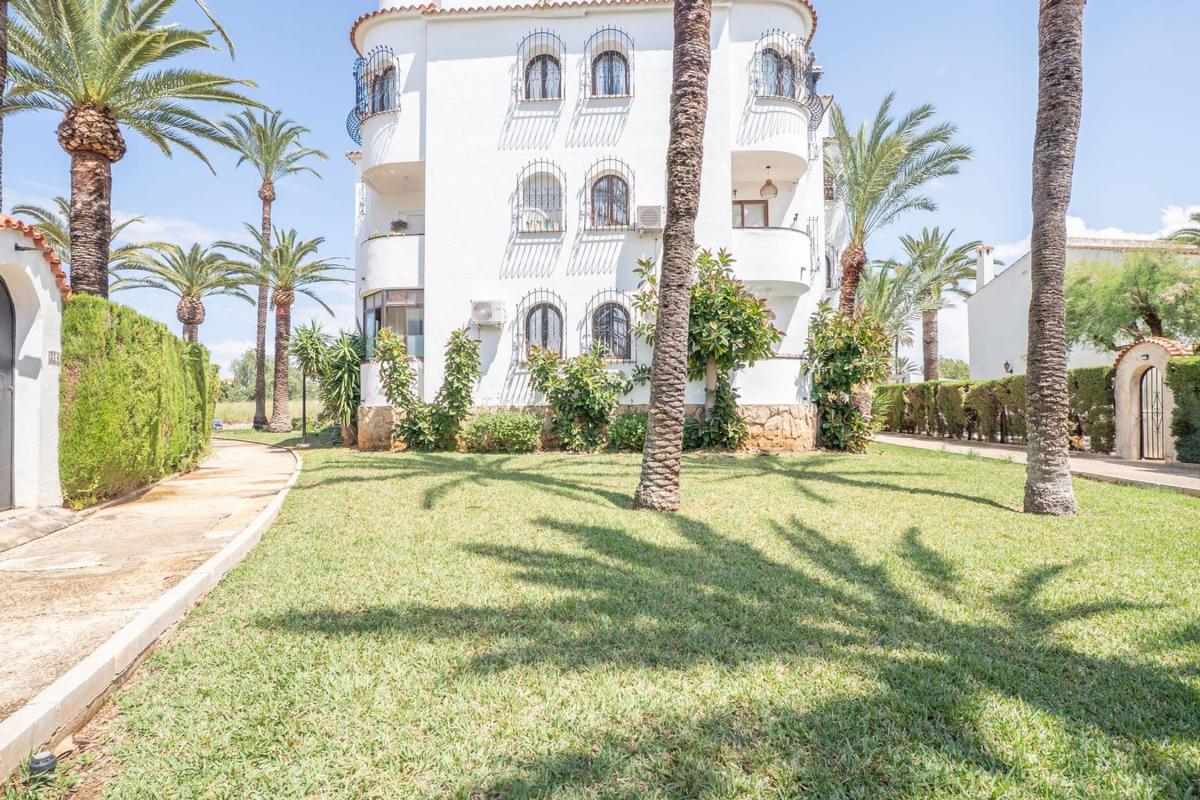 Venta de piso en Piso en Calle del Flamenc, Les Bovetes-La Felicidad, Denia, Denia
photo 4