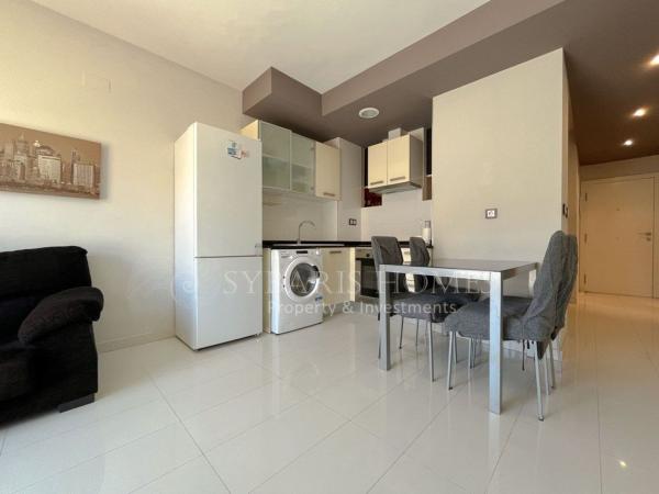 Sprzedaż mieszkania w Piso en Calle Calp, Saladar, Denia, Dénia
photo 1
