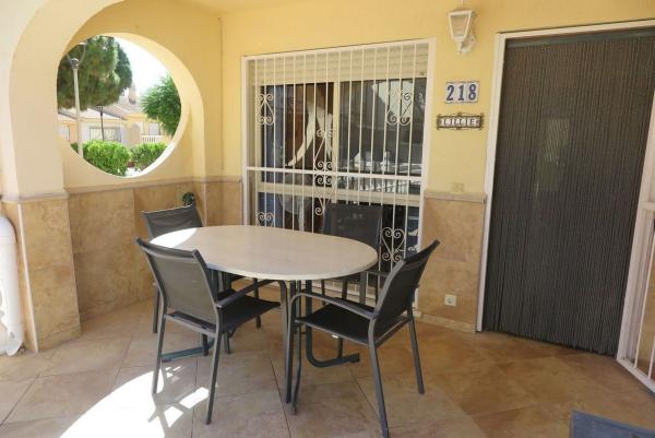Chalet adosado en Pueblo Acantilado - Lanuza, El Campello photo 3