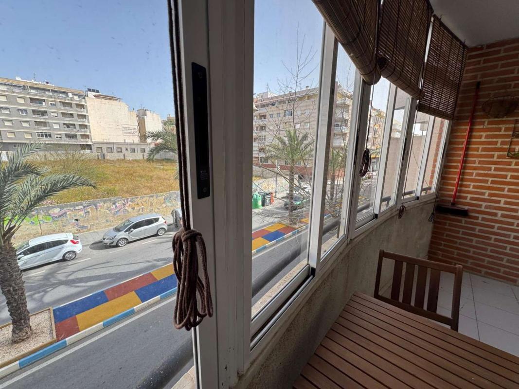 Venta de estudio en Estudio en Avenida de las Habaneras, Playa del Cura, Torrevieja, Torrevieja photo 3