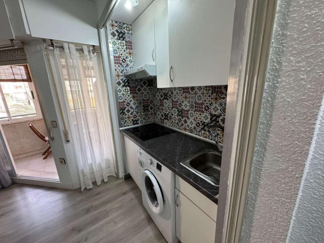 Venta de estudio en Estudio en Avenida de las Habaneras, Playa del Cura, Torrevieja, Torrevieja photo 4