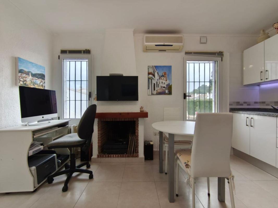 Продажа квартиры на Piso en Centro, Pedreguer, Педрегер
photo 4