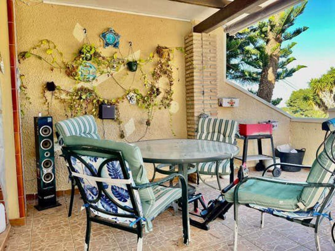 Properties for sale and rent in Spain photo 3