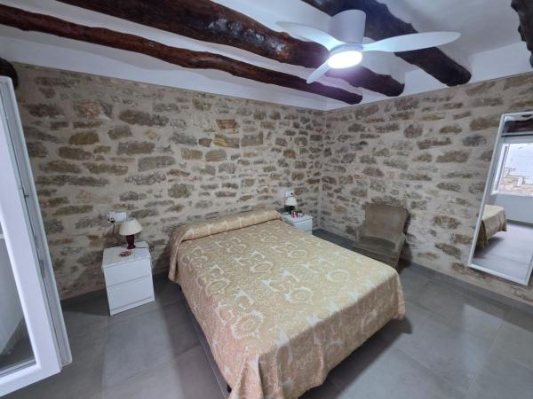 Casa de pueblo en Vall de Gallinera photo 1