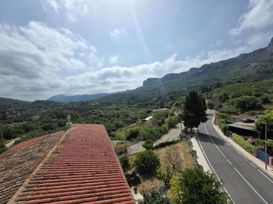 Properties for sale and rent in Spain photo 2