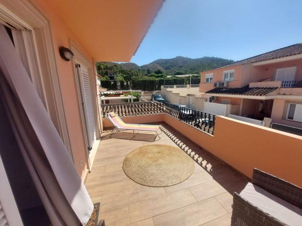 Chalet pareado en Avenida de Estocolmo, Zona Sierra Helada, Benidorm photo 1
