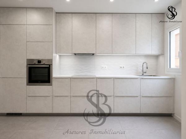 Venta de piso en Piso en Calle del Capitán Rueda, Campoamor, Alicante / Alacant, Alicante / Alacant
 photo 2