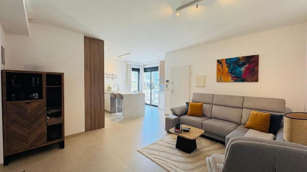 Sale of apartment in Piso en Centro, San Miguel de Salinas, San Miguel de Salinas
photo 3