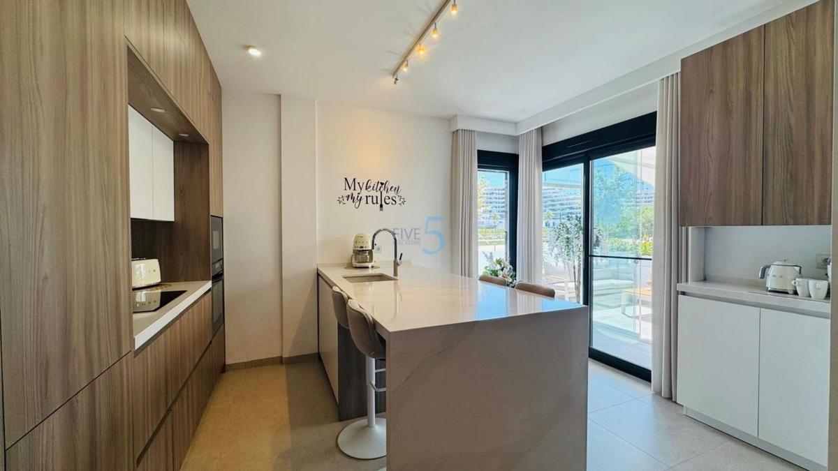 Sale of apartment in Piso en Centro, San Miguel de Salinas, San Miguel de Salinas
photo 4
