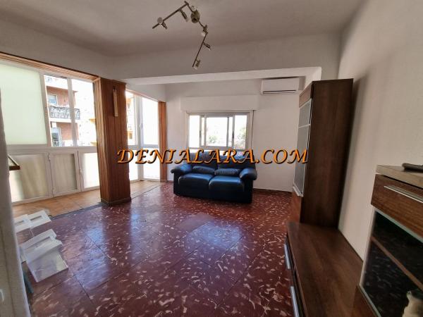 Sprzedaż mieszkania w Piso en Centro Urbano, Denia, Dénia
 photo 1