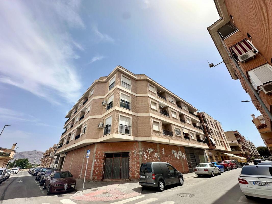 Продажа квартиры на Piso en Calle Julián Besteiro, Bigastro, Бигастро
photo 1