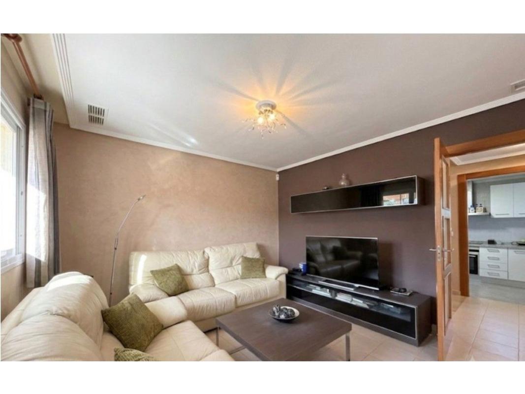 Properties for sale and rent in Spain photo 3