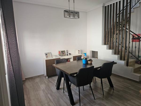 Chalet adosado en Calle Manresa, 26, Dolores photo 3