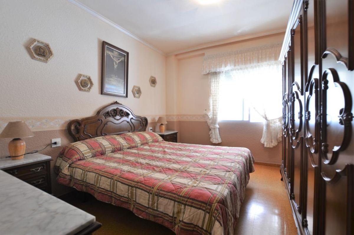 Venta de piso en Piso en Plaza de Toros - Avenida Chapí - Trinquete, Elda, Elda
 photo 5