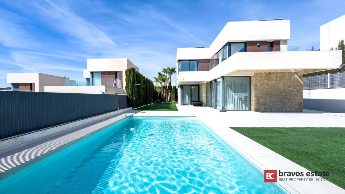 Properties for sale and rent in Spain photo 4