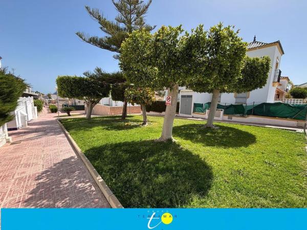 Casa o chalet independiente en Calle la Sagra, 148, Los Balcones - Los Altos del Edén, Torrevieja photo 1