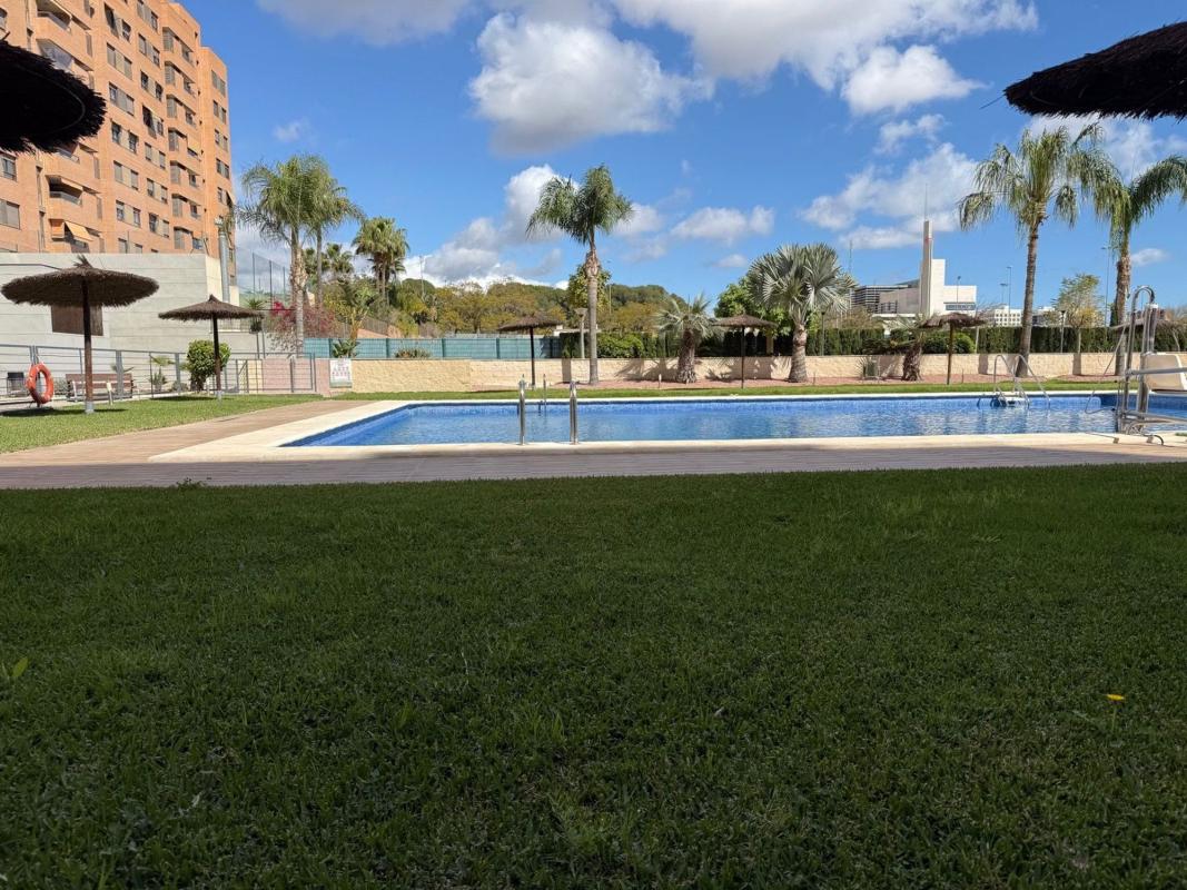 Продажа пентхауса на  Ático en Calle Médico Andrés Boldó, 2, Paus, Alicante / Alacant, Аликанте / Алакант photo 4