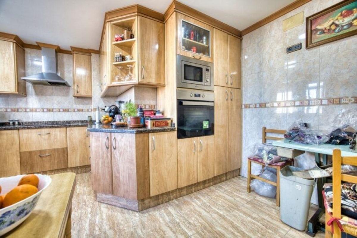 Venta de piso en Piso en Plaza Castelar - Mercado Central, Elda, Elda
 photo 3