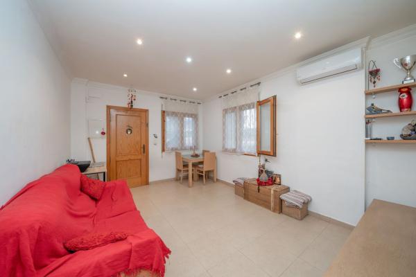 Venta de piso en Piso en Partida Marjal C, Les Bassetes-El Marjal, Denia, Denia
thumbnail 2