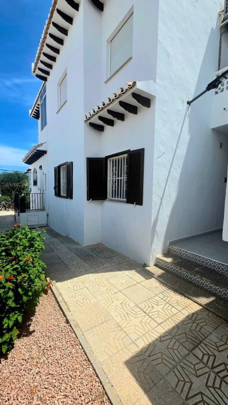 Sprzedaż mieszkania w Piso en Avenida de La Costa Azul, 27, Centro de la Ciudad Quesada, Rojales, Rojales
 photo 2