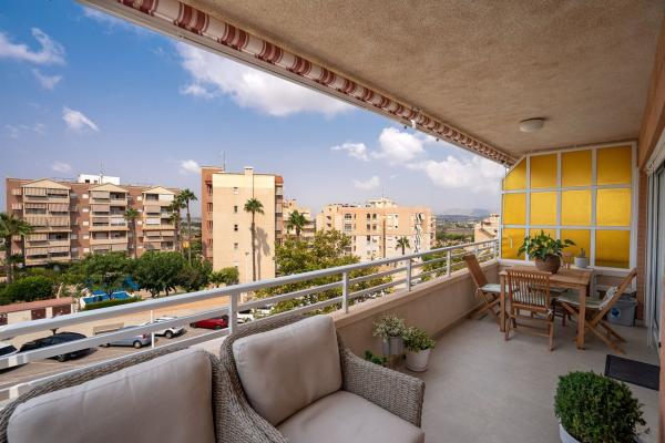 Venta de piso en Piso en Avenida Costa Blanca, Arenales del Sol, Elche / Elx, Elche / Elx
 photo 1