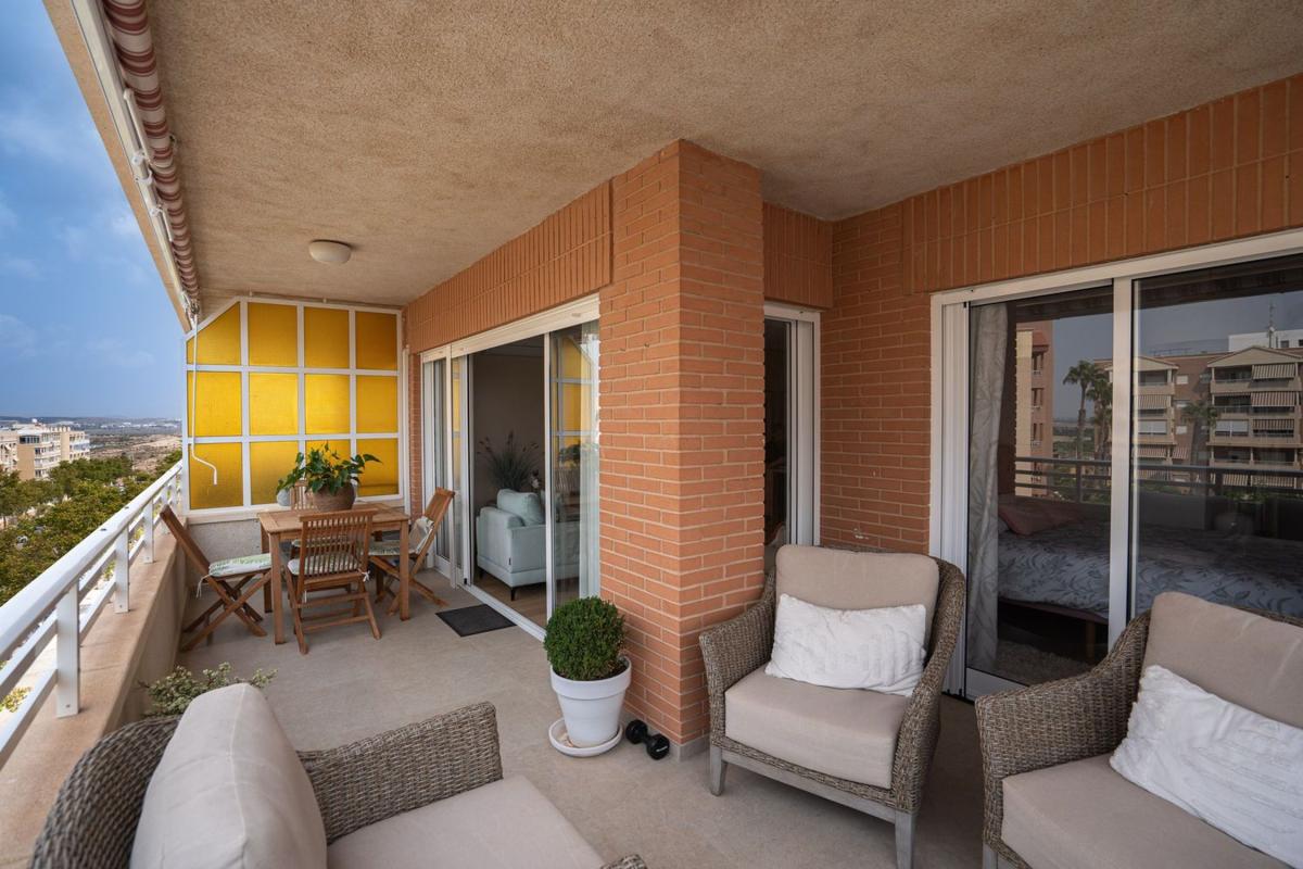 Venta de piso en Piso en Avenida Costa Blanca, Arenales del Sol, Elche / Elx, Elche / Elx
 photo 3