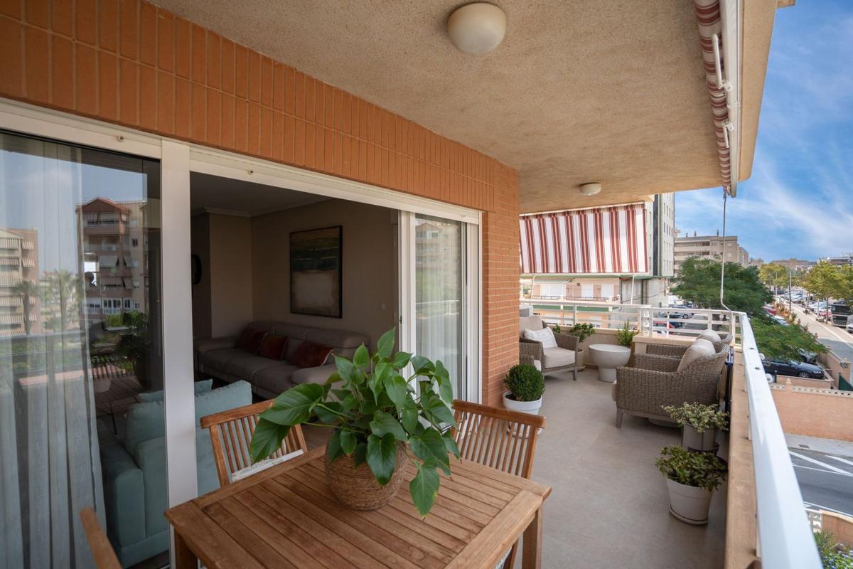 Venta de piso en Piso en Avenida Costa Blanca, Arenales del Sol, Elche / Elx, Elche / Elx
 photo 4