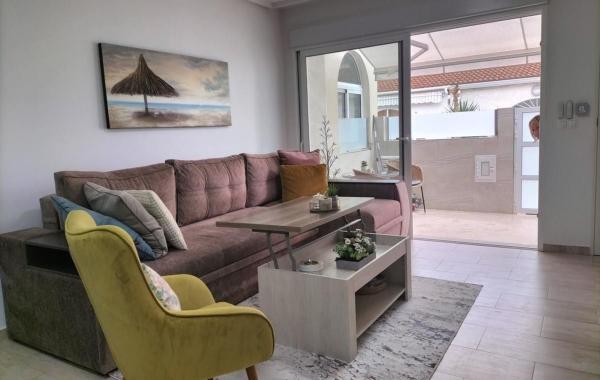 Chalet independiente en venta en Casa o chalet en La Siesta - El Salado - Torreta, Torrevieja, Torrevieja
 photo 4